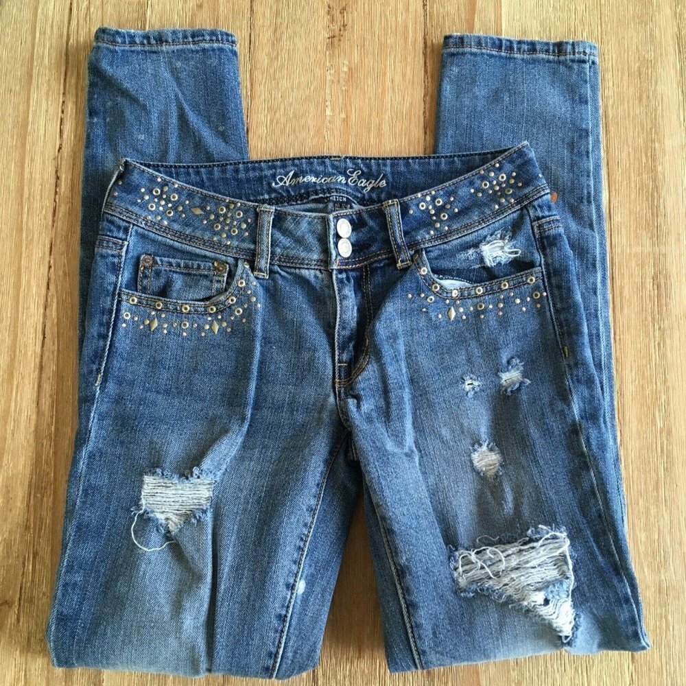 AMERICAN EAGLE Skinny Distressed Denim Studded Jeans Womens Size 2 (28" x 29.5")